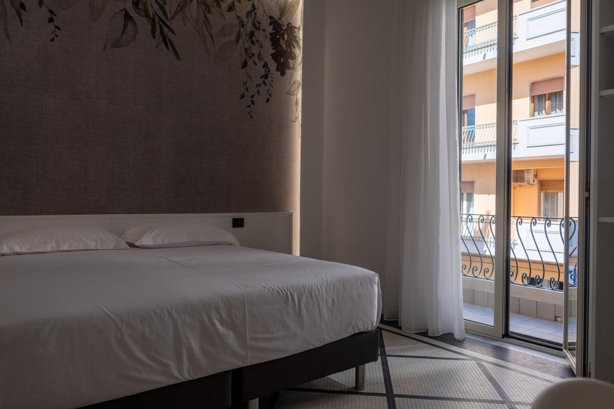 רג'יו די קאלאבריה Domea Superior Rooms Bed And Breakfast מראה חיצוני תמונה